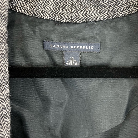 Banana Republic casual black/grey and white herringbone wool blend blazer - Picture 7 of 7